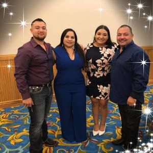 Meet your Posher, Aleida